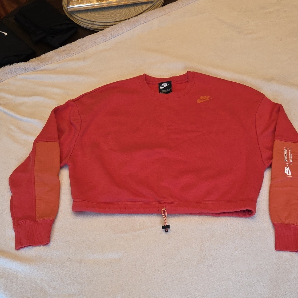 IUC Women's Nike Burnt Orange Cropped Sweatshirt, Size L